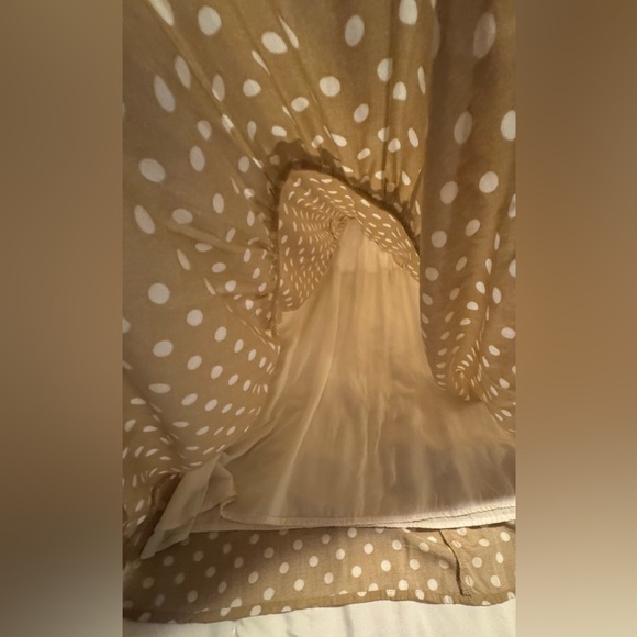 Anthropologie Dolan Left Coast
Womens Smocked Midi Polka Dot Dress
XSmall Beige - Picture 7 of 15